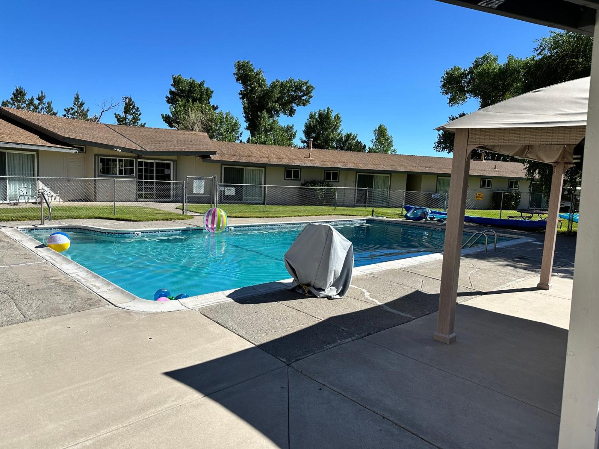 Meadowcliff Lodge Coleville エクステリア 写真