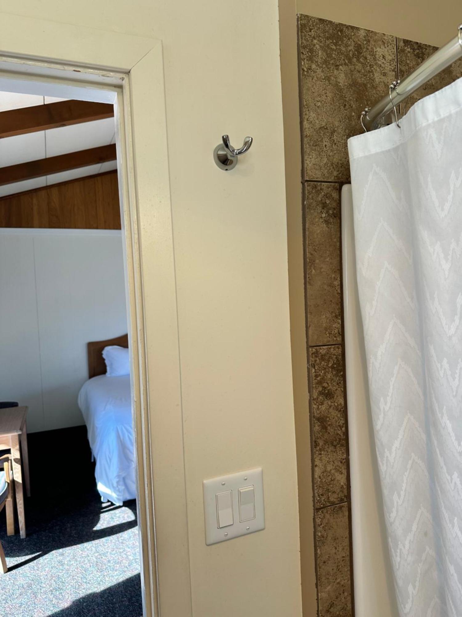 Meadowcliff Lodge Coleville エクステリア 写真